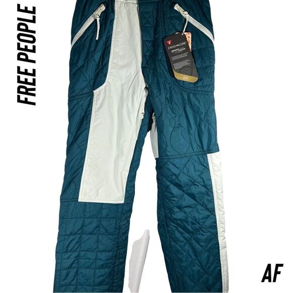FREE PEOPLE BLUE AND WHITE LANDSCAPE SKI JACKET AND PANTS NEW NWT SIZE XS - Picture 13 of 13